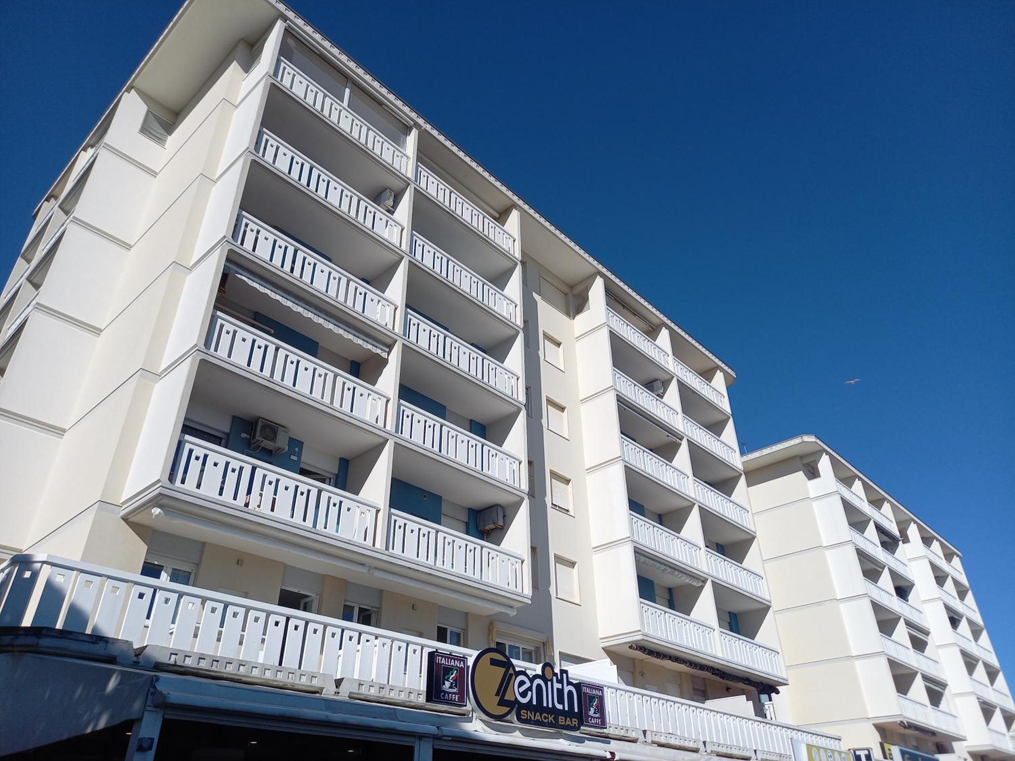 Giulio'S Apartment Bibione Ngoại thất bức ảnh